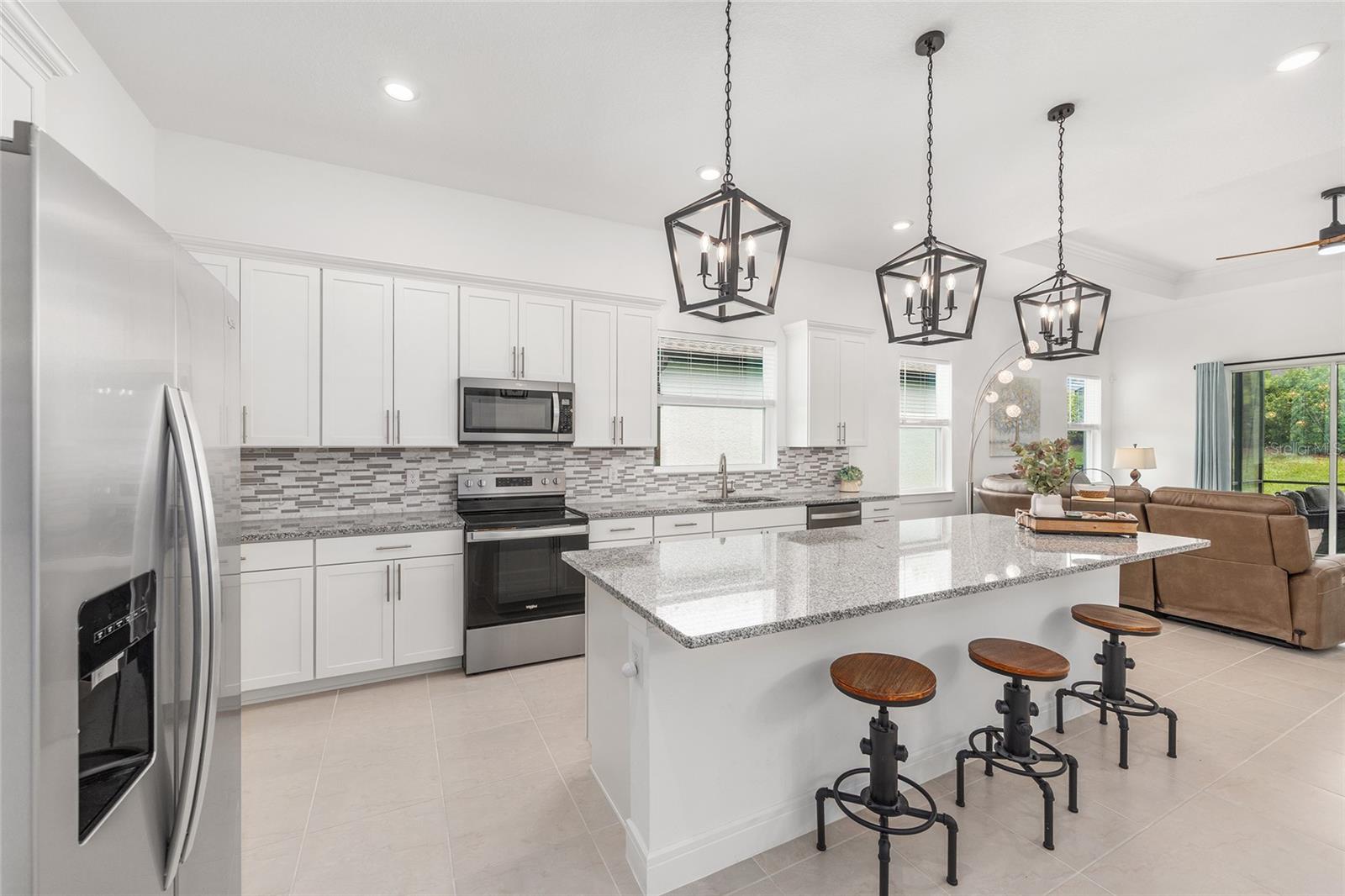 Image 9 of 39 For 8809 61st Loop