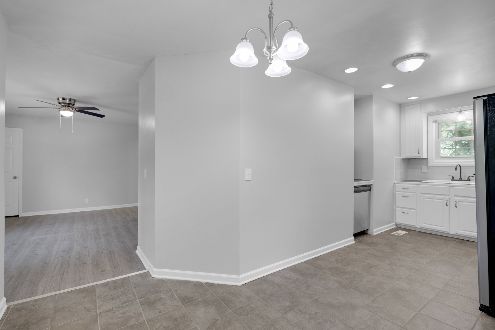 Image 8 of 85 For 402 127th Place