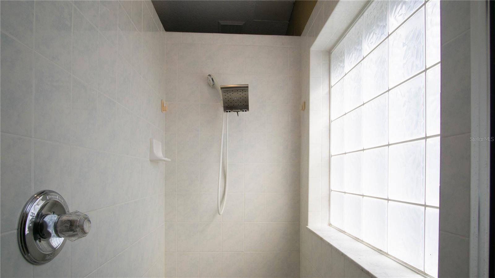 Image 13 of 49 For 4026 186th Court