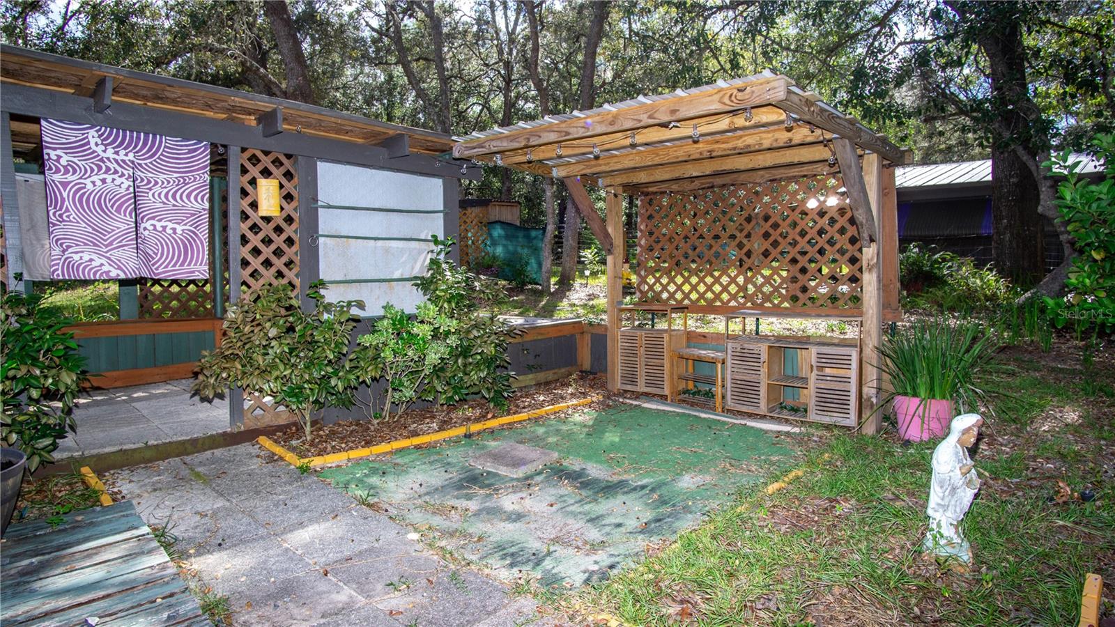 Image 37 of 49 For 4026 186th Court
