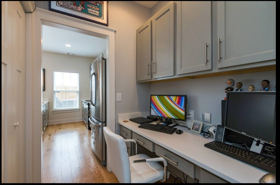 Image 17 of 43 For 4012 30th Terrace