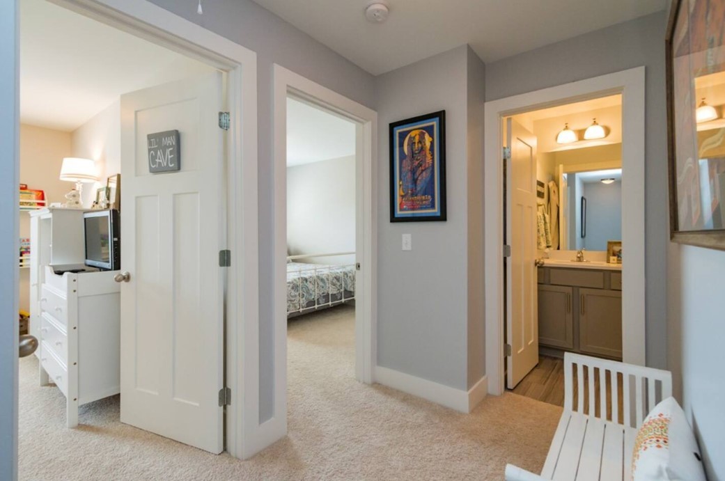 Image 18 of 43 For 4012 30th Terrace