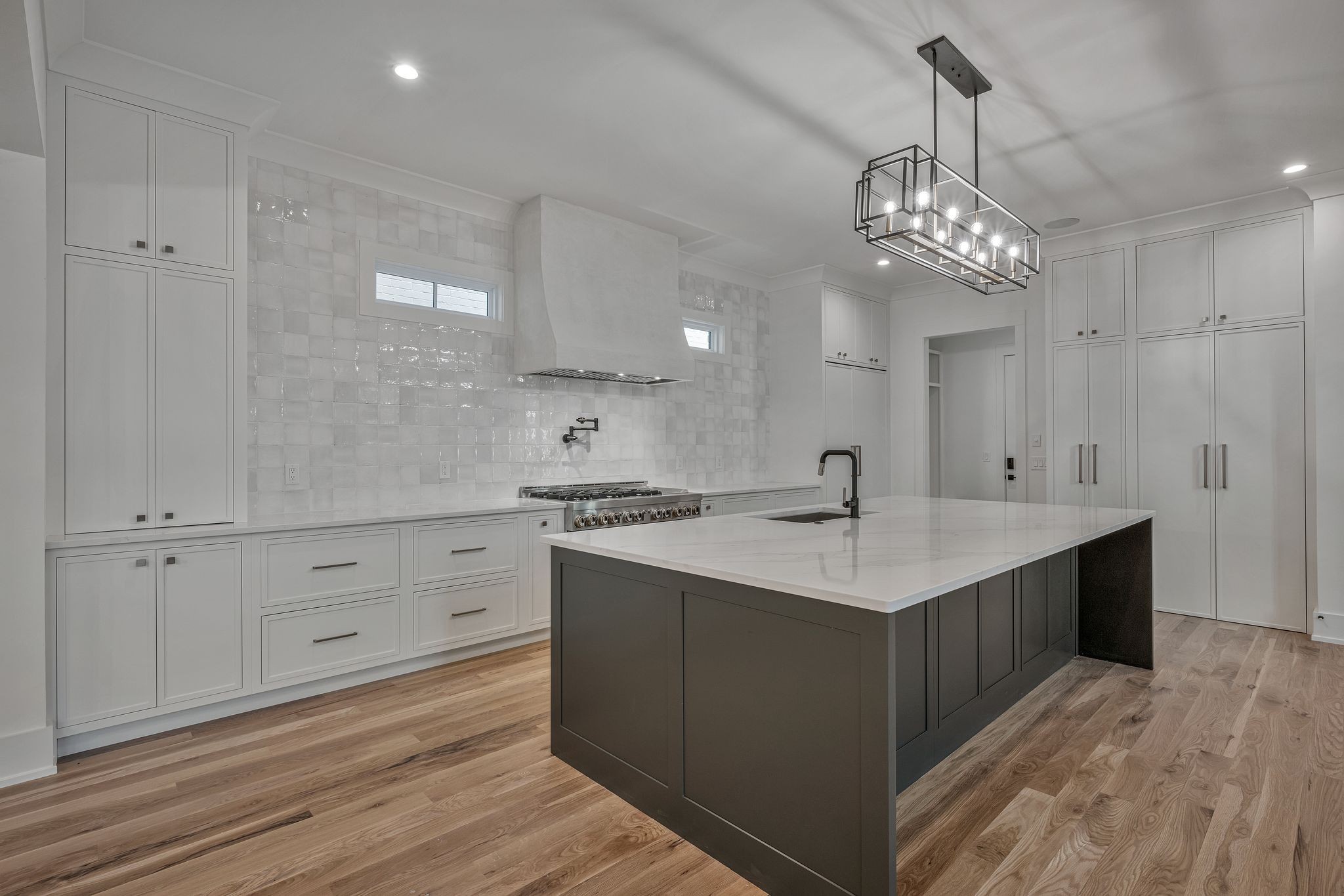 Image 11 of 32 For 9857 13th Court