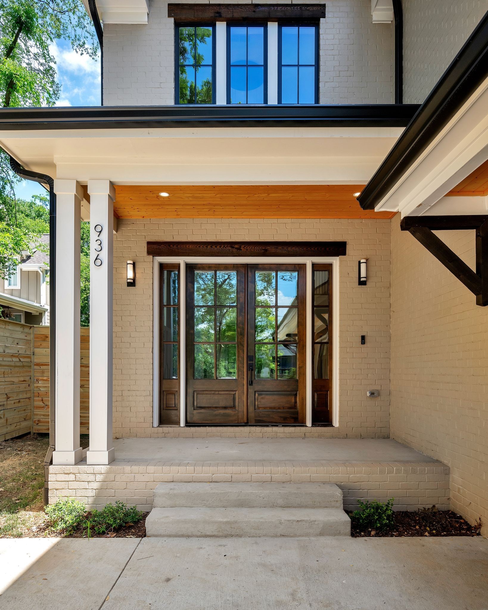 Image 3 of 32 For 9857 13th Court