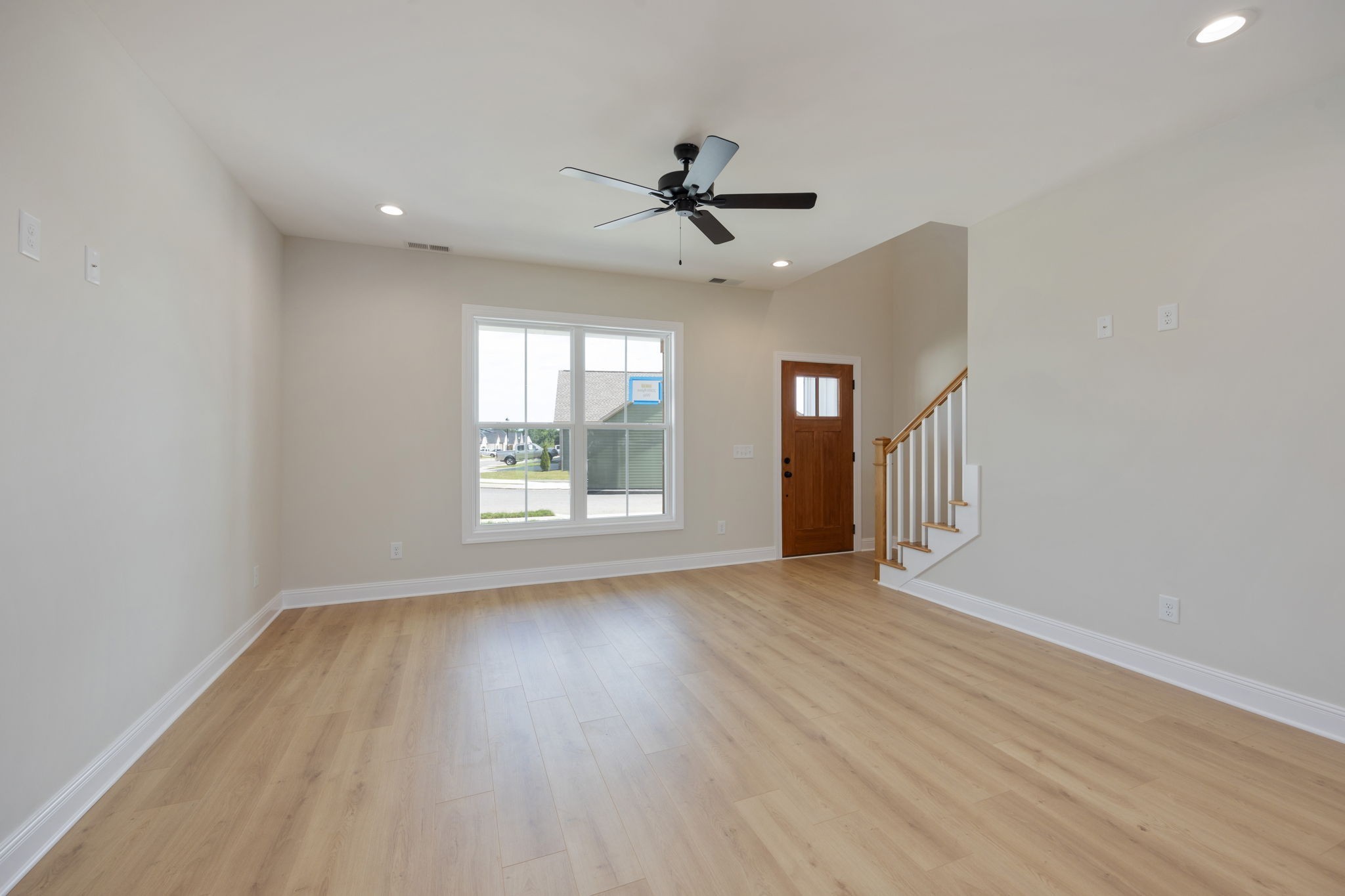 Image 10 of 26 For 5960 Pine Avenue
