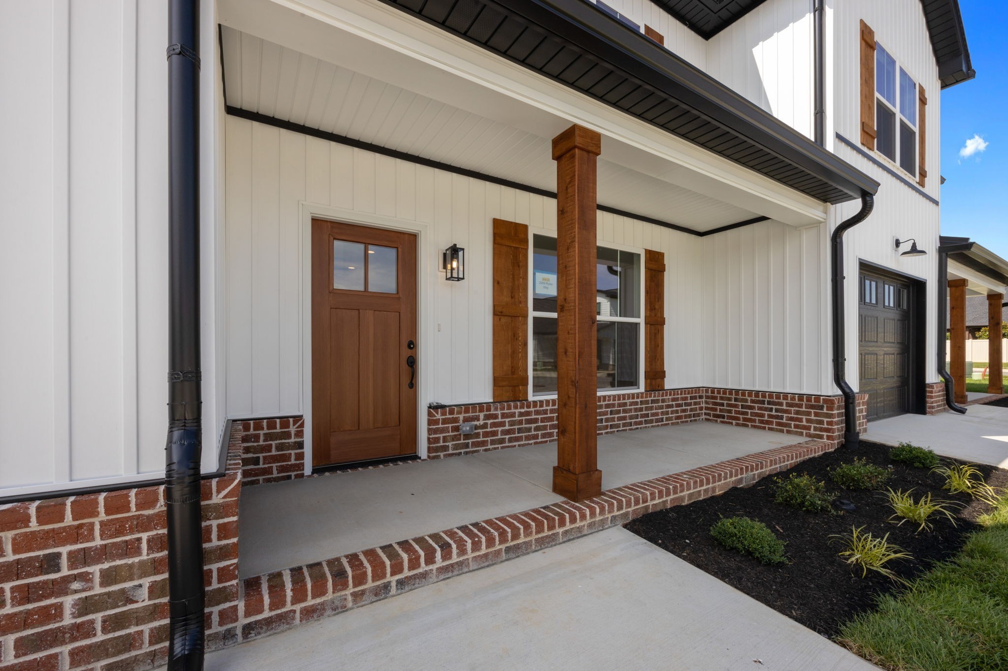 Image 6 of 26 For 5960 Pine Avenue