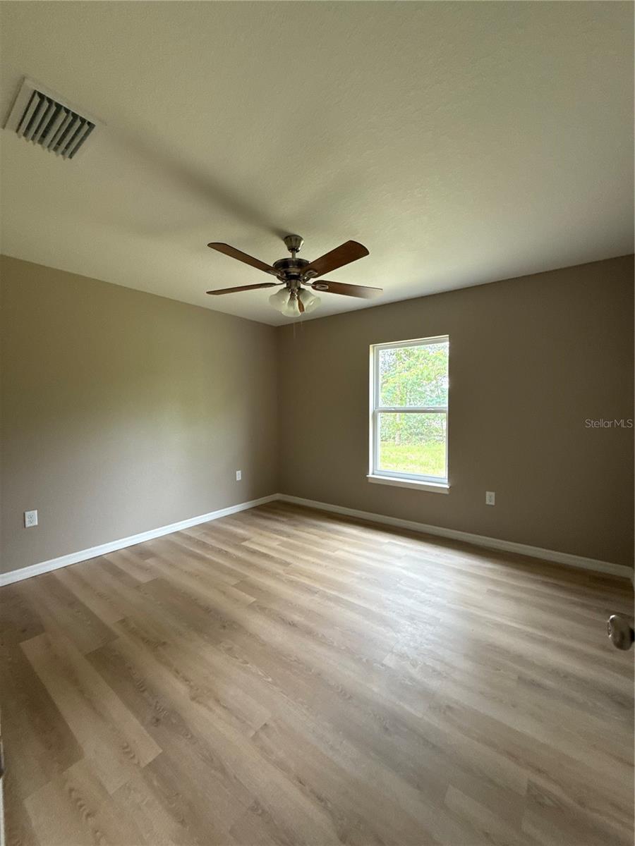Image 10 of 13 For 14658 112th Place