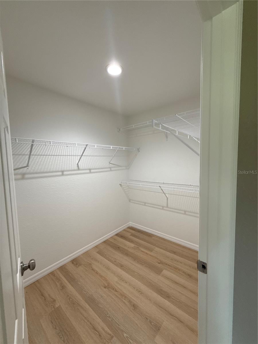 Image 6 of 13 For 14658 112th Place