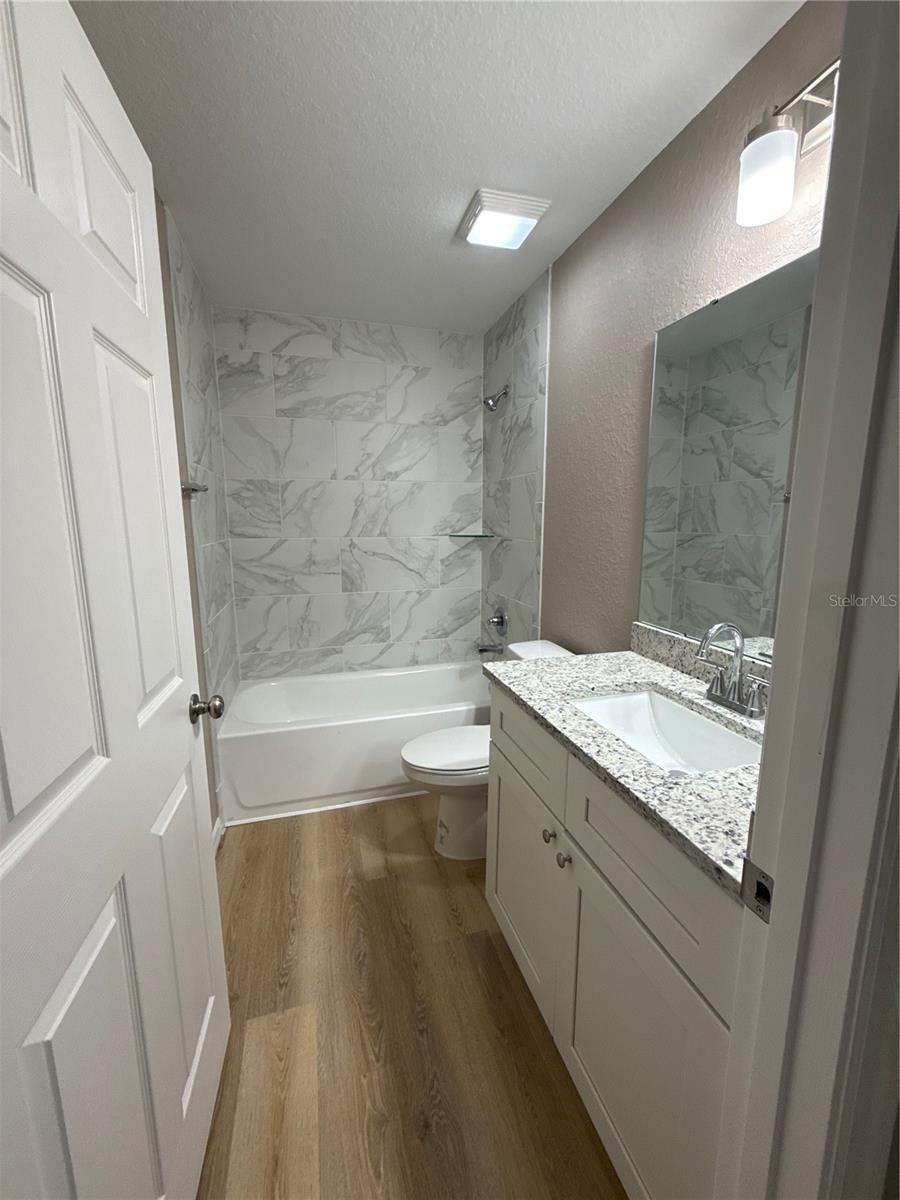 Image 8 of 13 For 14658 112th Place