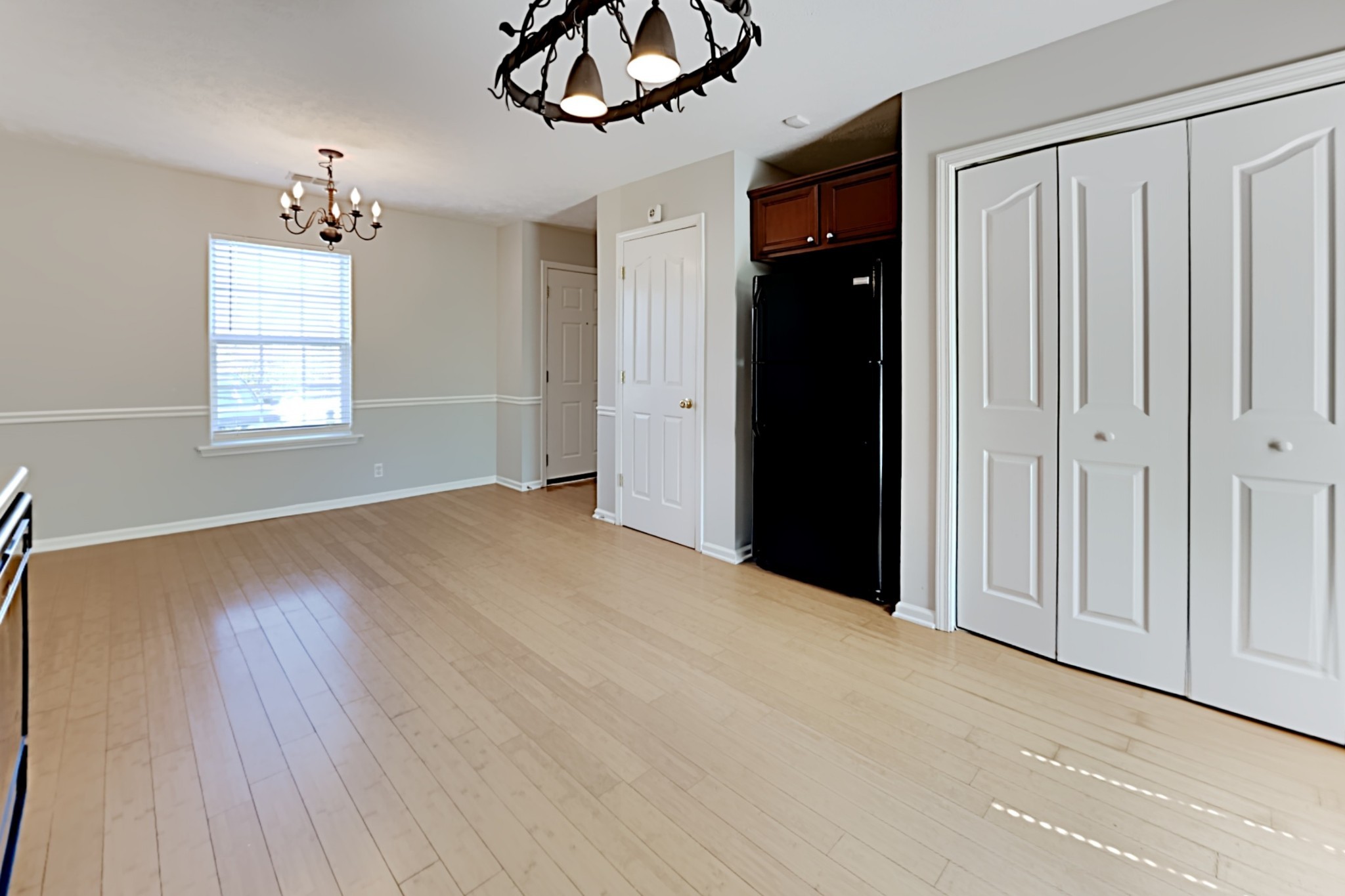Image 11 of 34 For 12235 100th Avenue