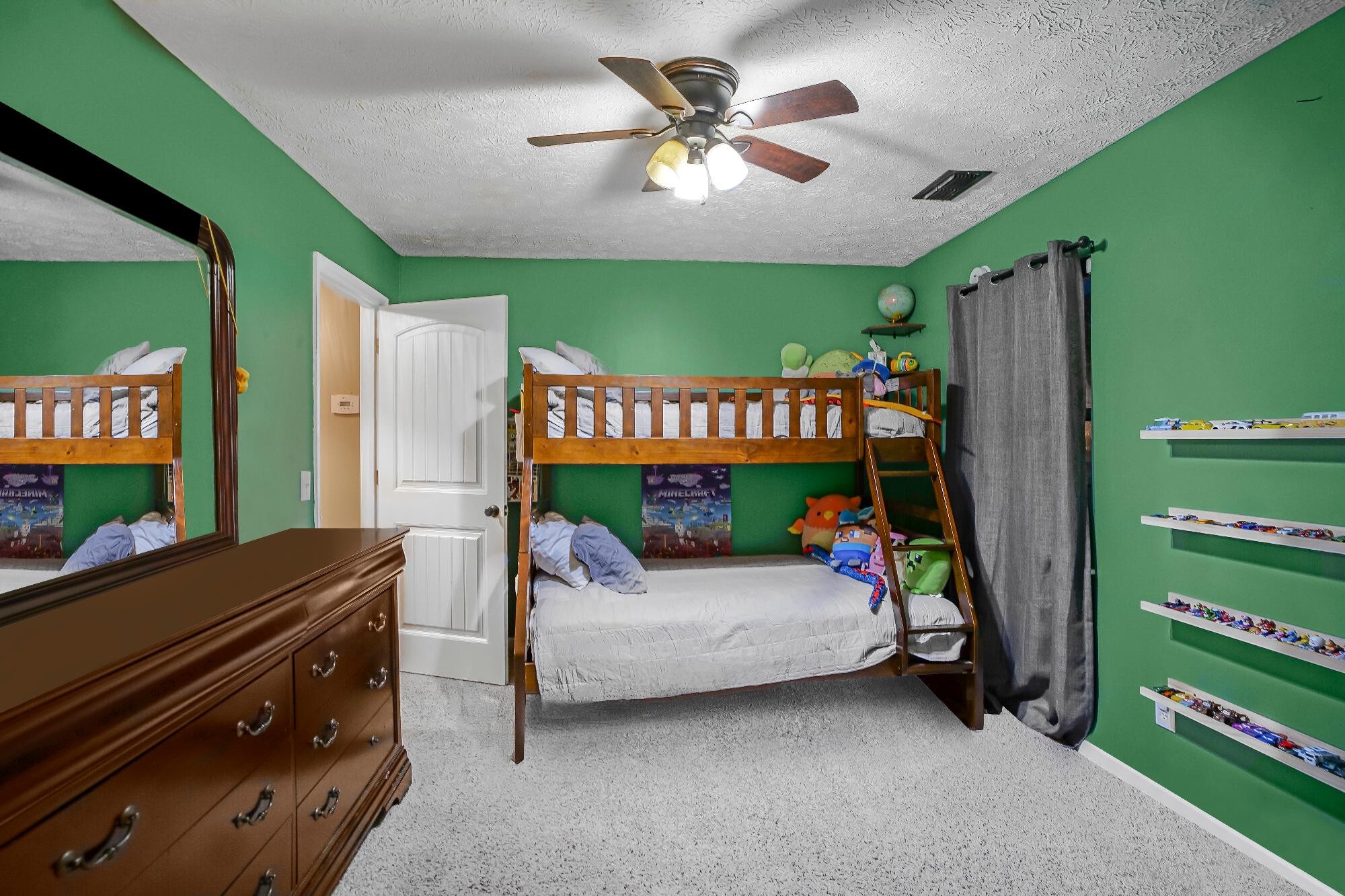 Image 17 of 29 For 9459 124th Loop