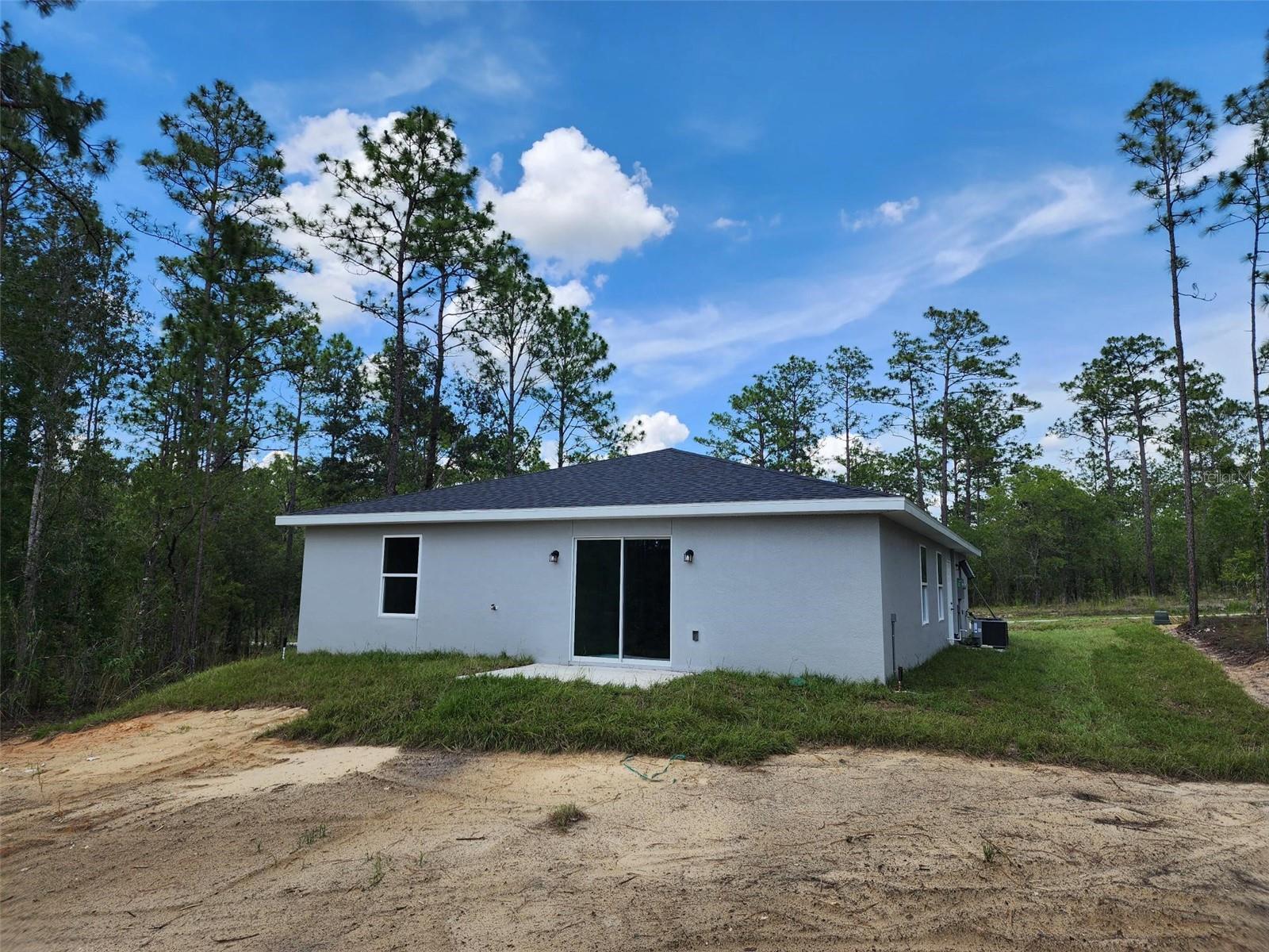 Image 2 of 9 For 404 Redwing Road