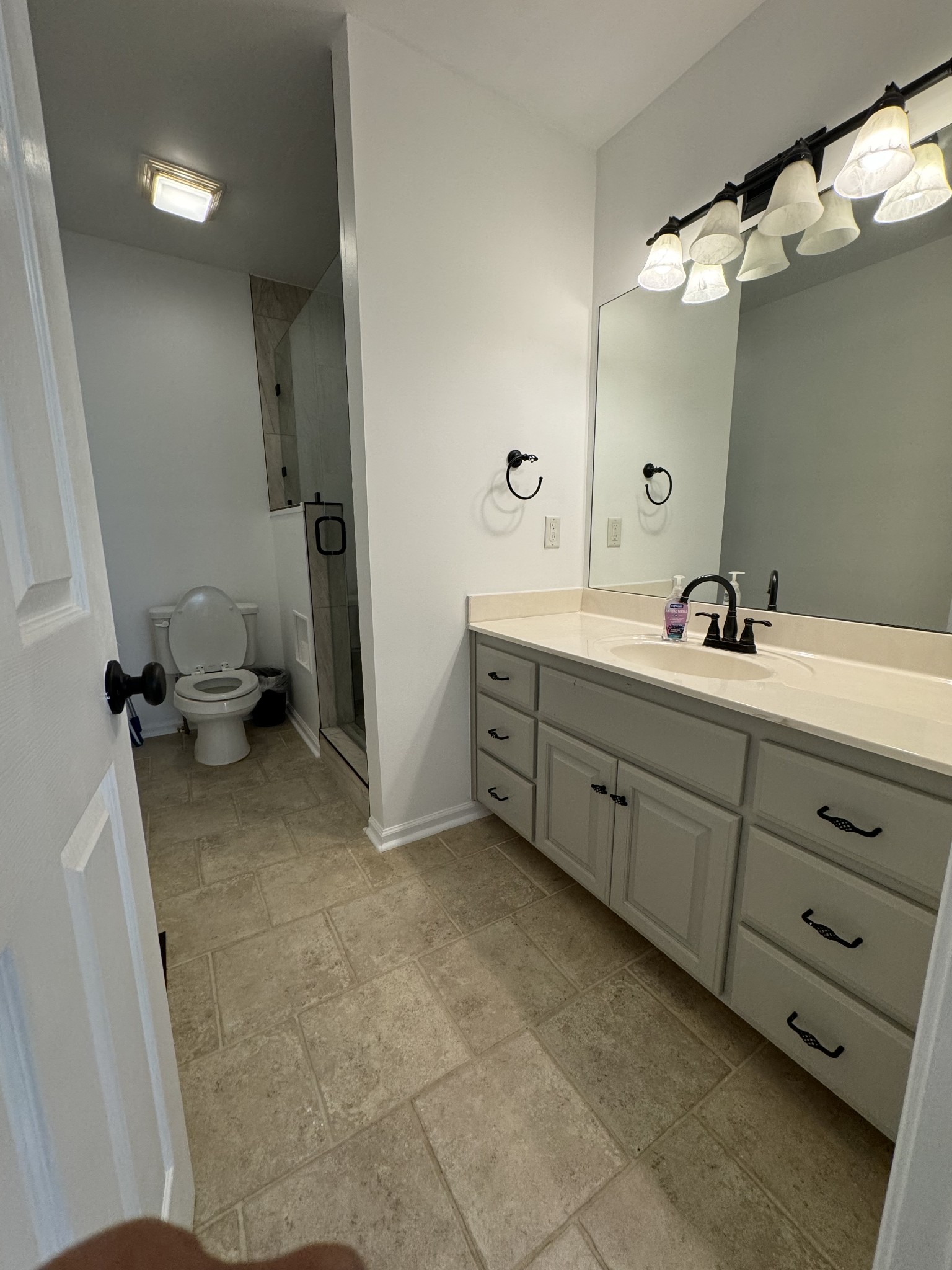 Listing photo id 12 for 5251 180th Avenue Road