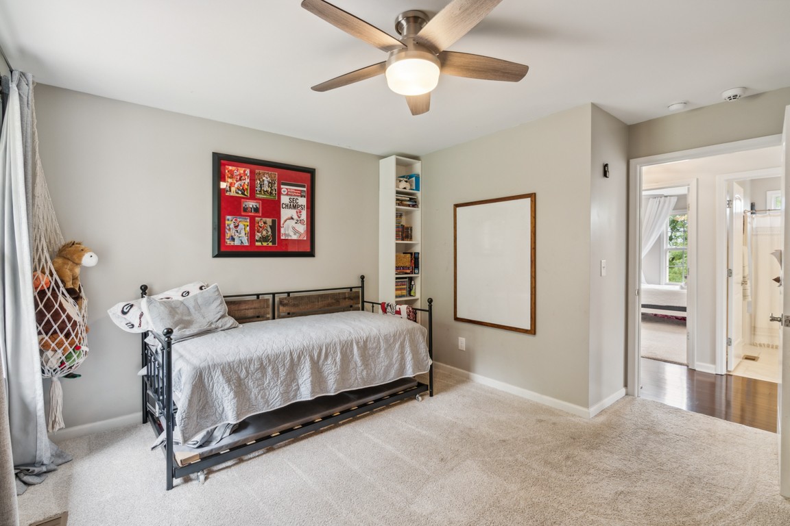 Listing photo id 8 for 12282 80th Street