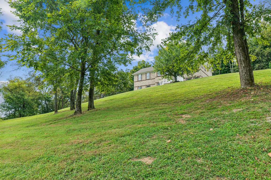Listing photo id 2 for 12282 80th Street