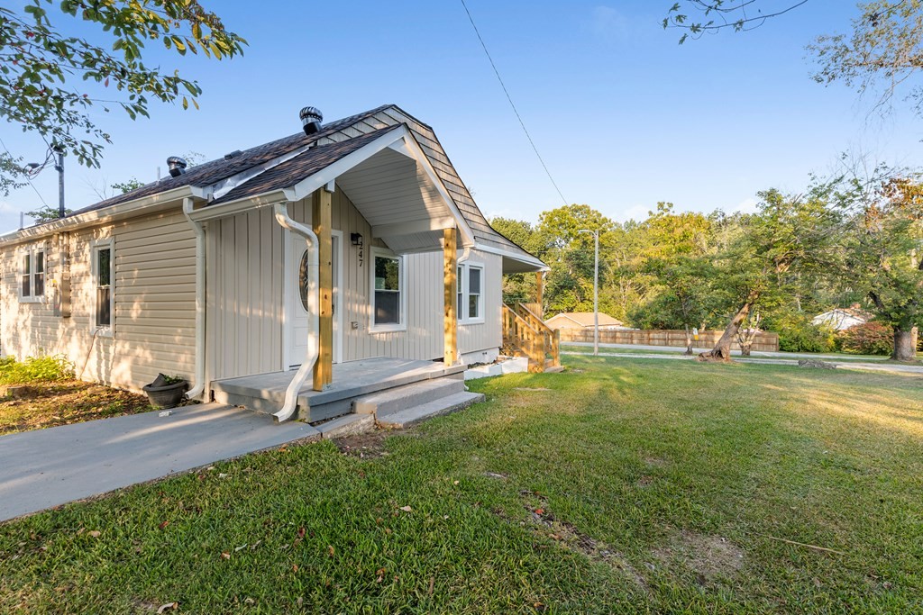 Image 5 of 19 For 4358 Deltona Boulevard