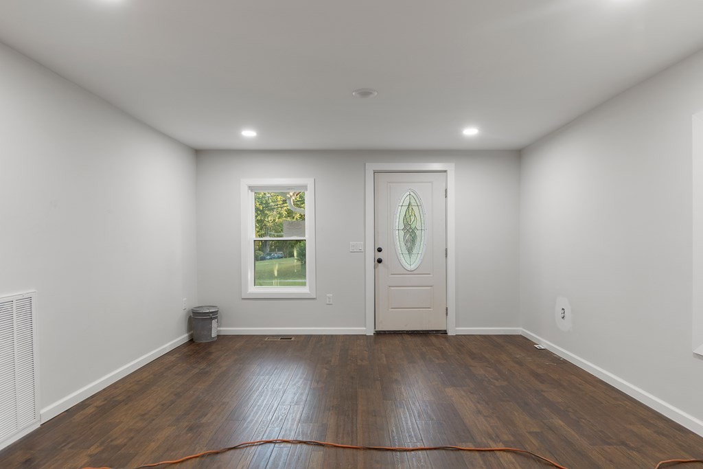 Image 6 of 19 For 4358 Deltona Boulevard