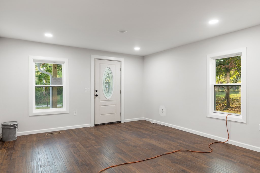 Image 7 of 19 For 4358 Deltona Boulevard