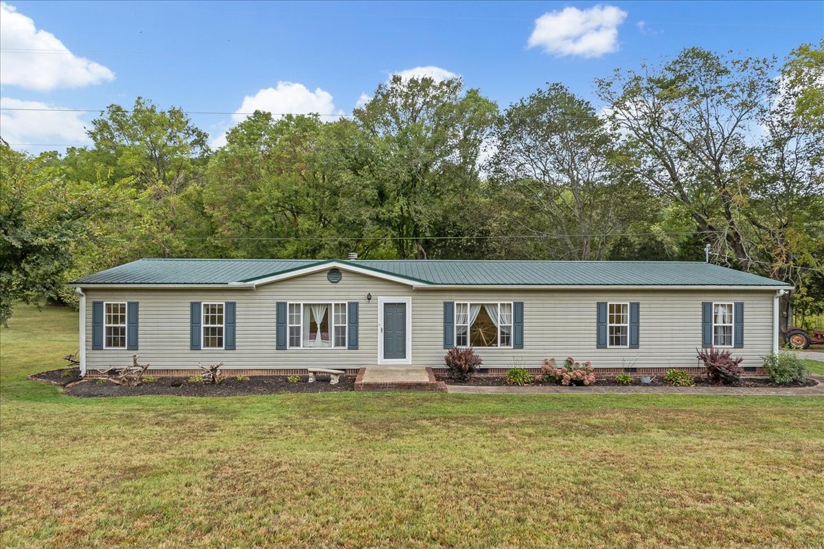 Image 3 of 35 For 8998 94th Street D