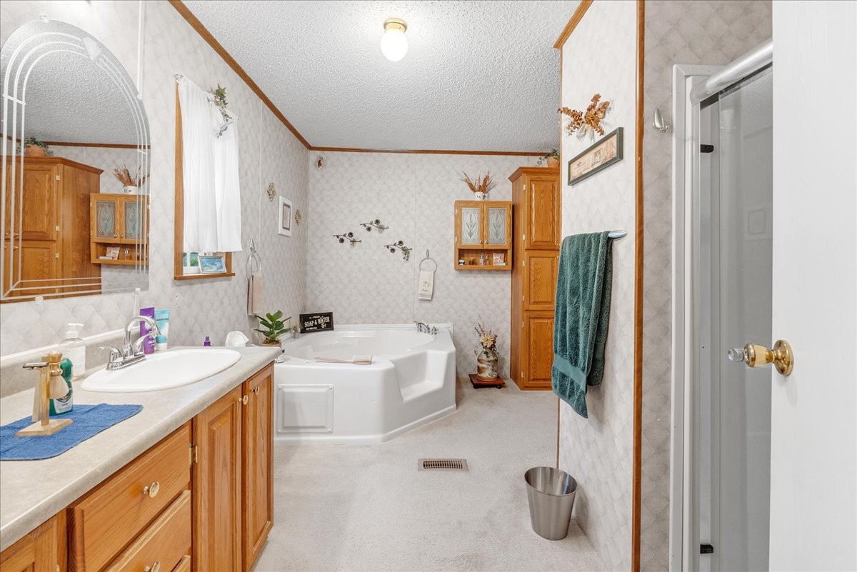 Image 31 of 35 For 8998 94th Street D