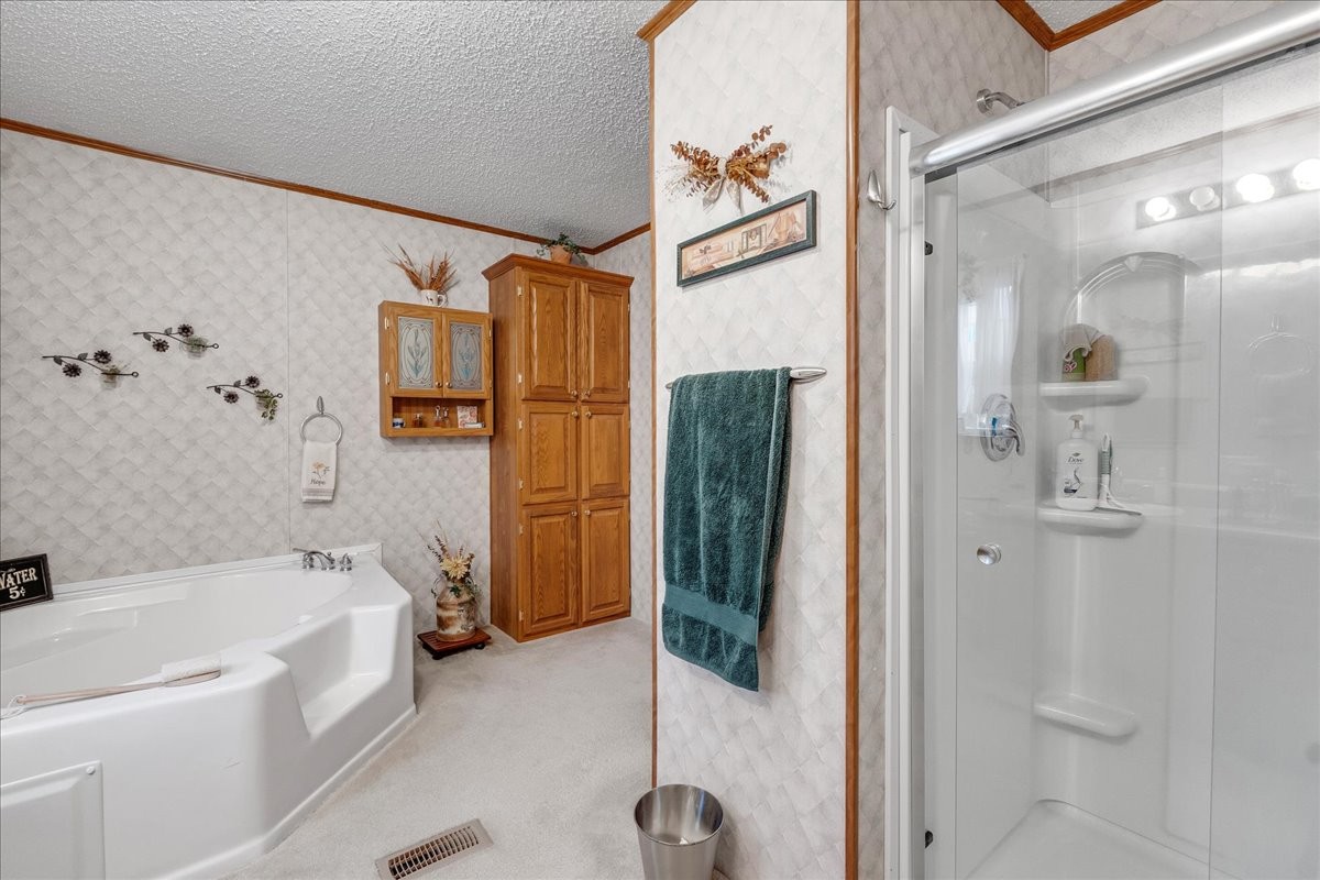 Image 32 of 35 For 8998 94th Street D