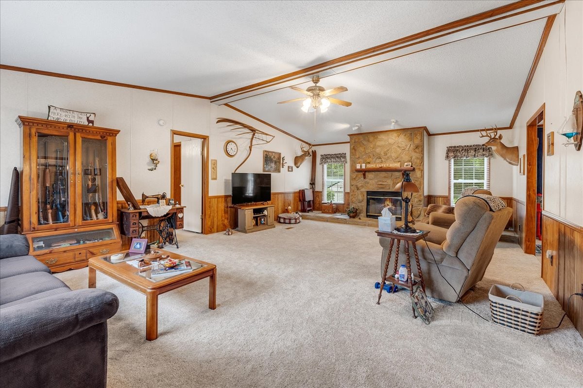 Image 4 of 35 For 8998 94th Street D