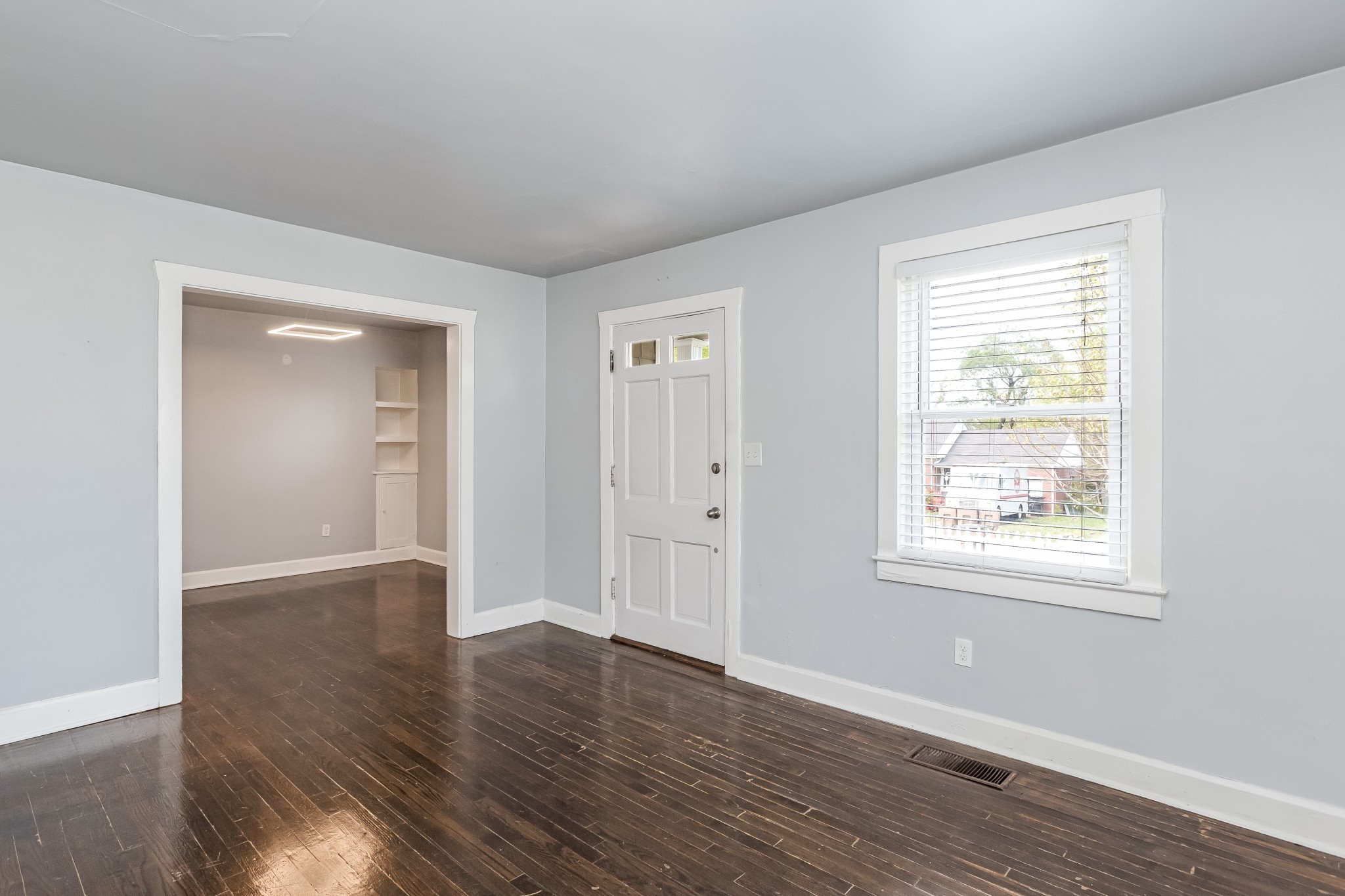 Image 11 of 53 For 10540 49th Avenue Rd