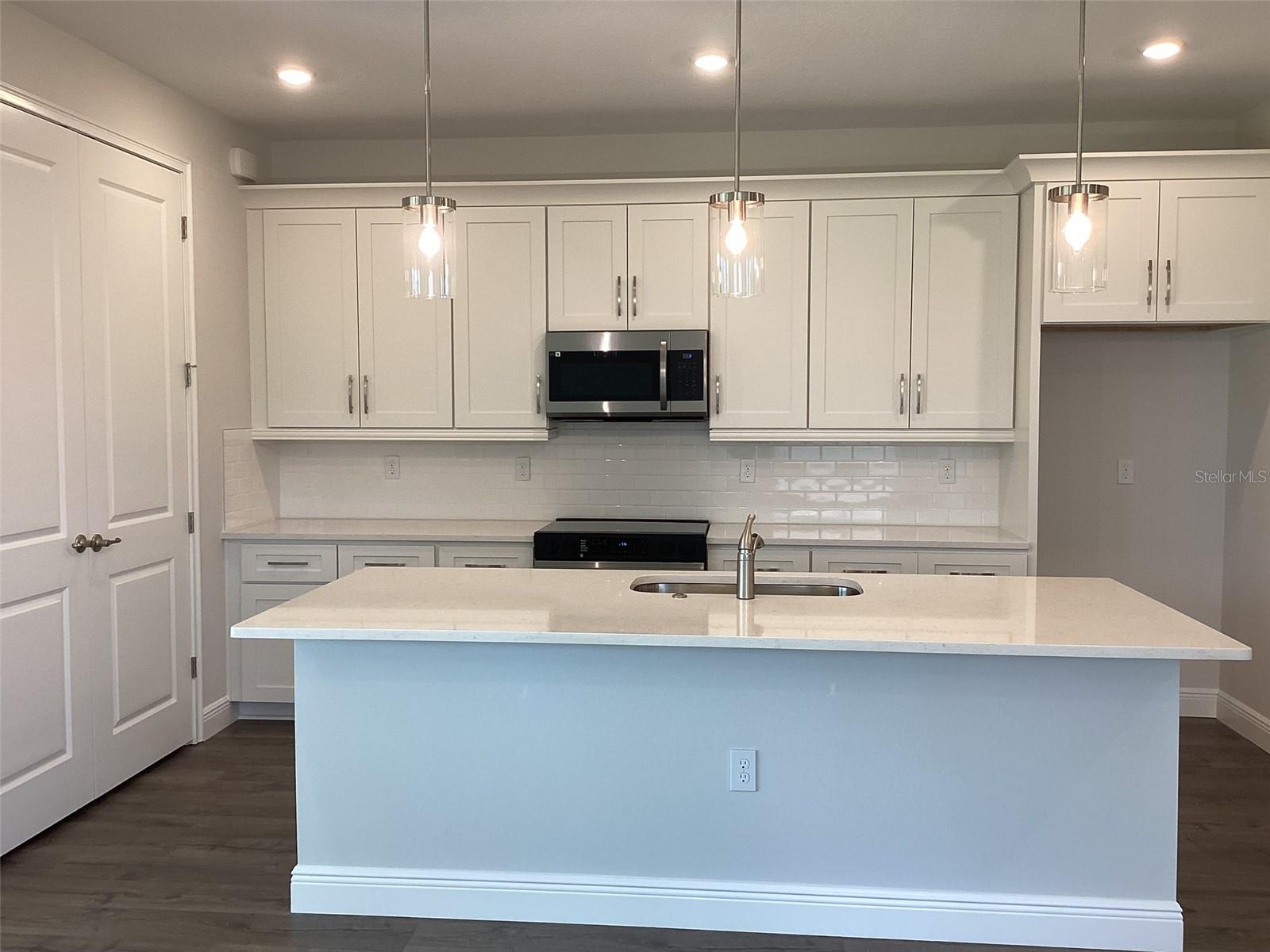 Image 41 of 53 For 10540 49th Avenue Rd