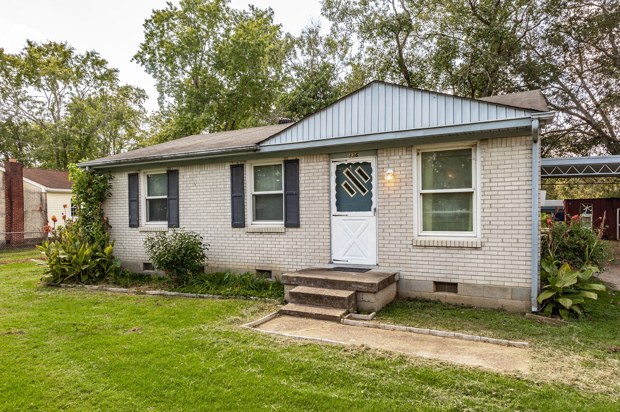 Image 4 of 20 For 5870 64th Street Road