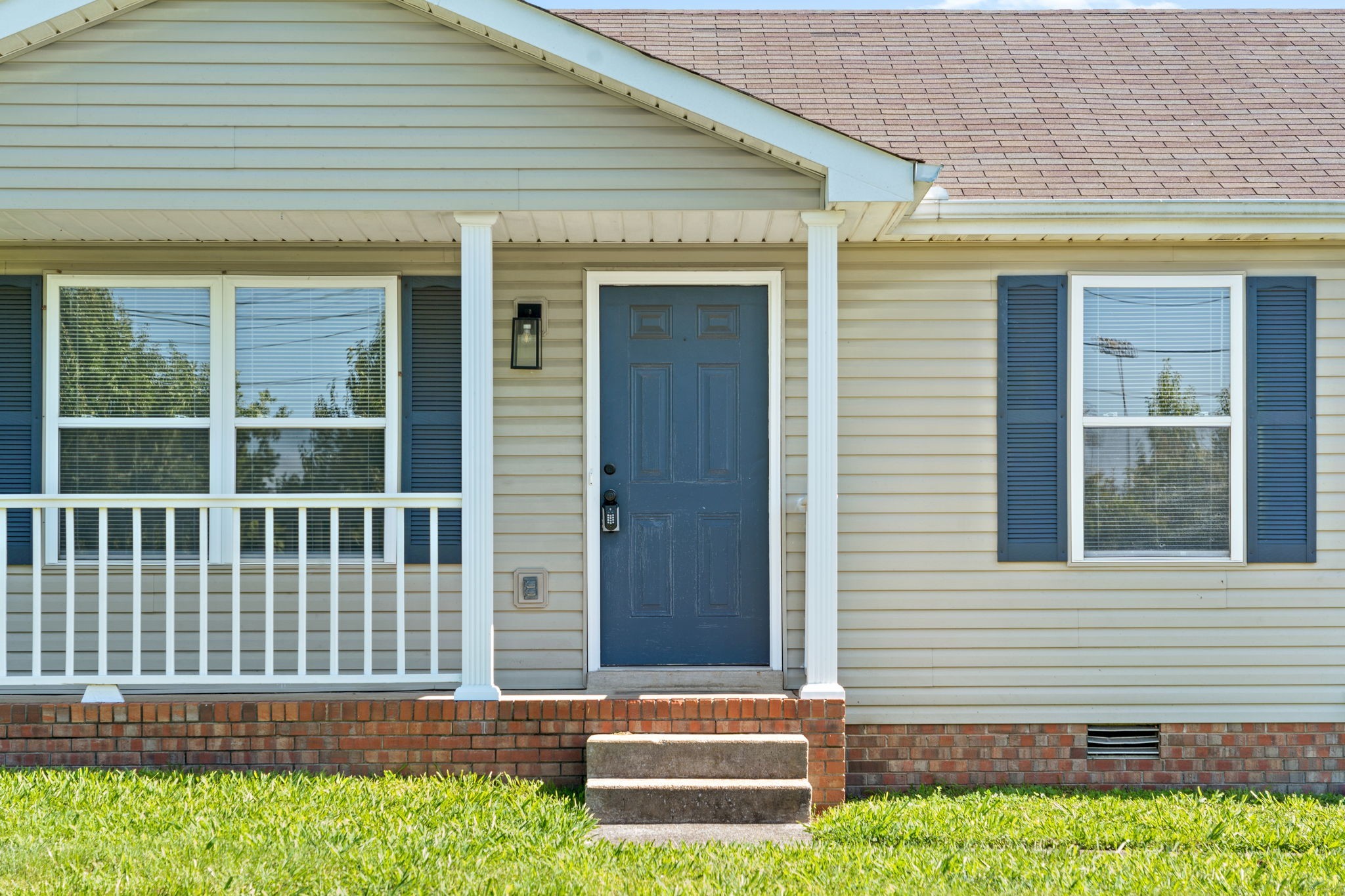 Image 4 of 64 For 8200 125th Court Road