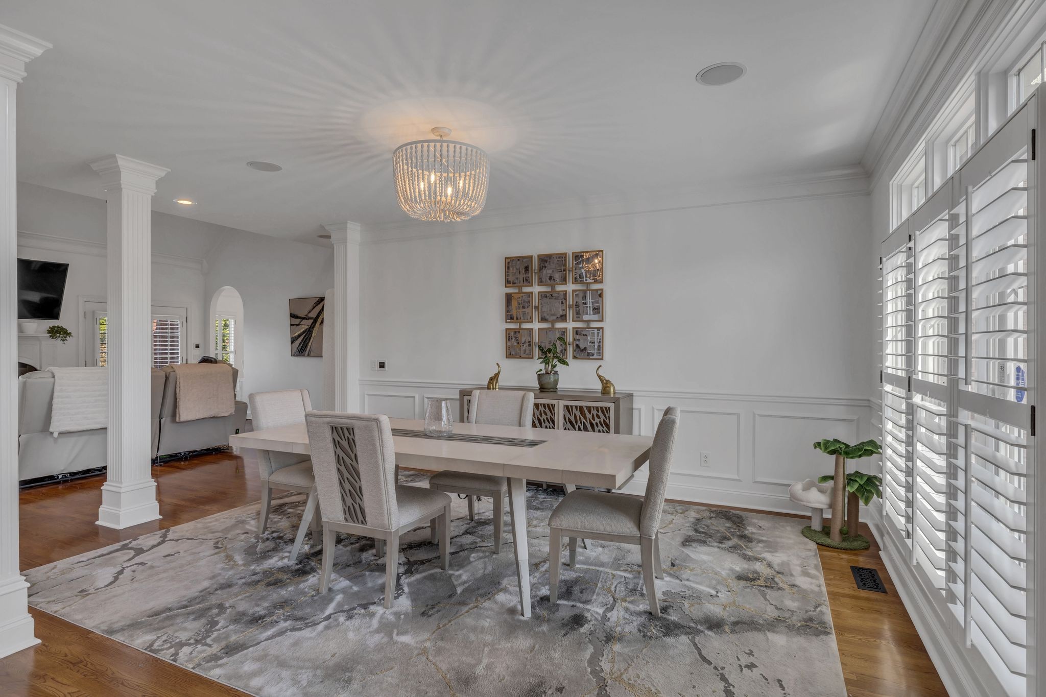 Image 8 of 14 For 10233 Athenia Drive
