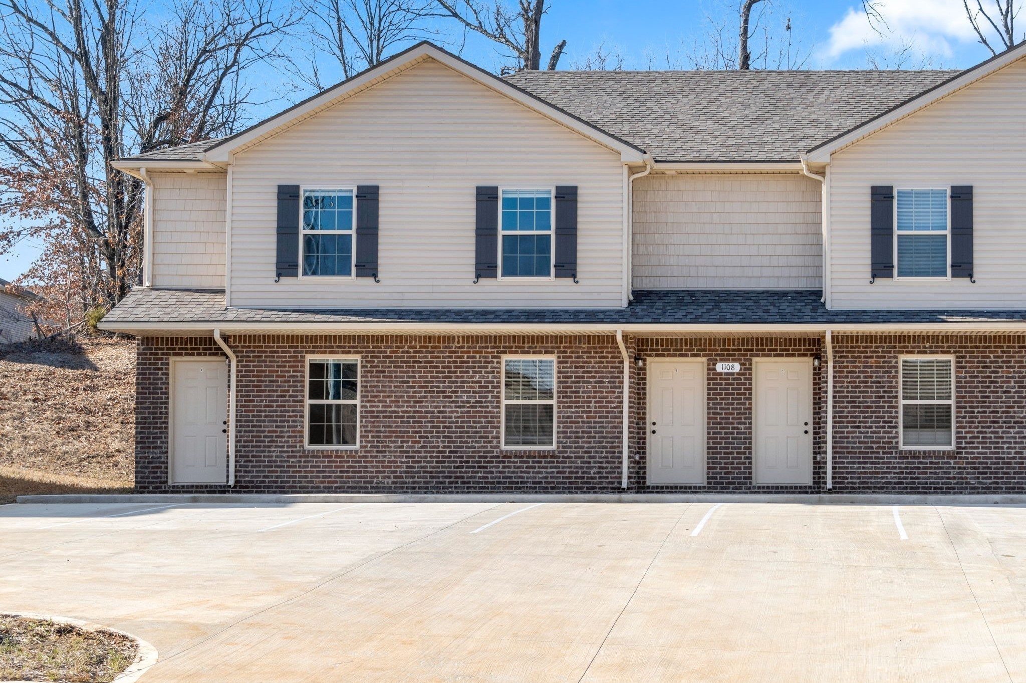 Image 4 of 27 For 6486 75th Avenue Road