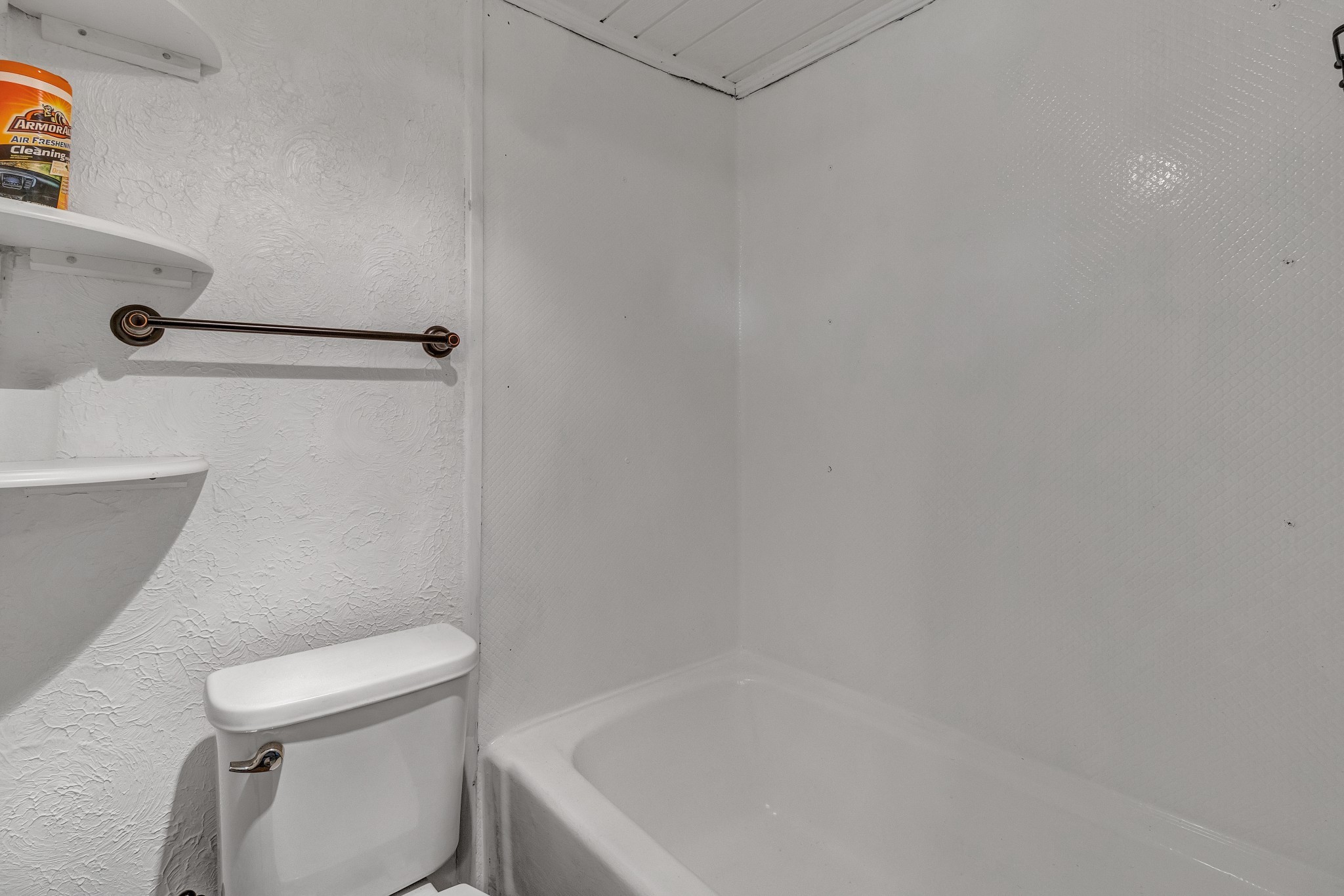 Image 20 of 68 For 5815 70th Street