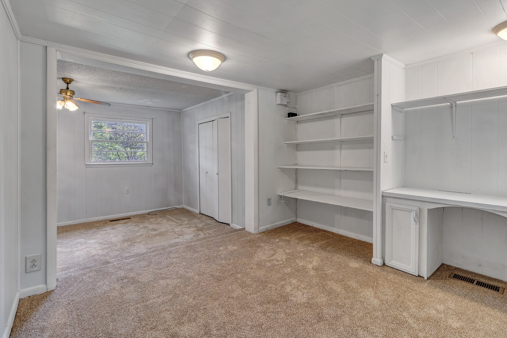 Image 26 of 68 For 5815 70th Street
