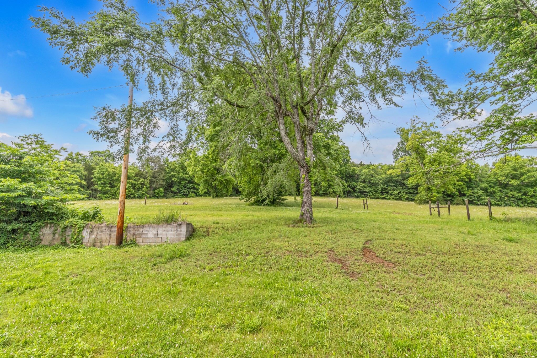 Image 33 of 68 For 5815 70th Street