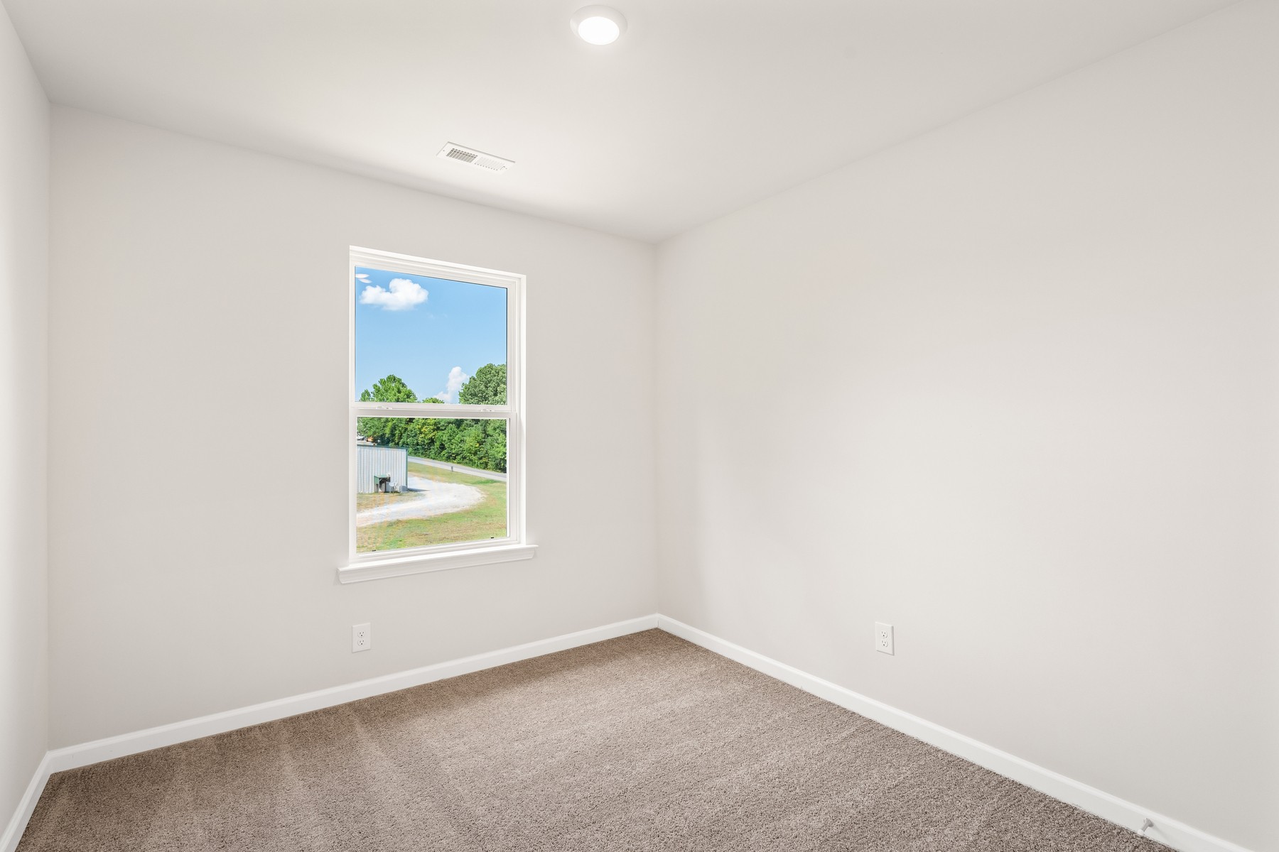 Image 10 of 45 For 9175 7th Avenue Road