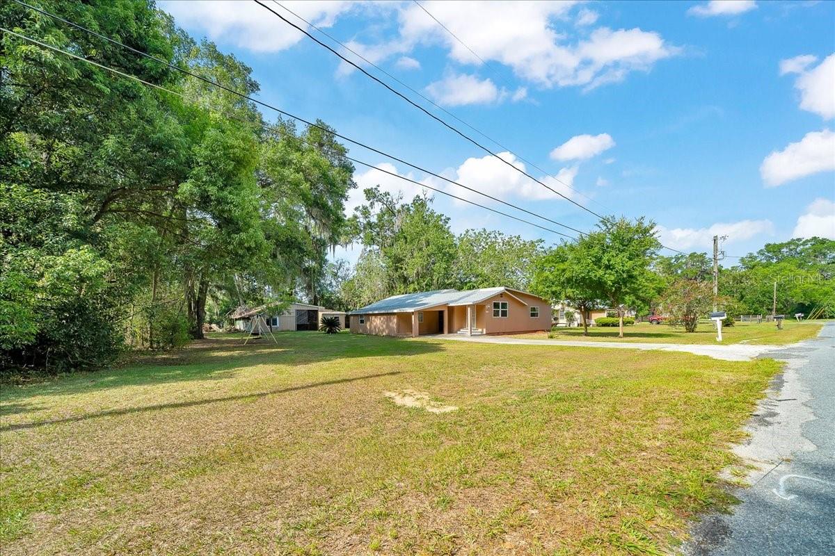 Image 13 of 64 For 1322 53rd Street