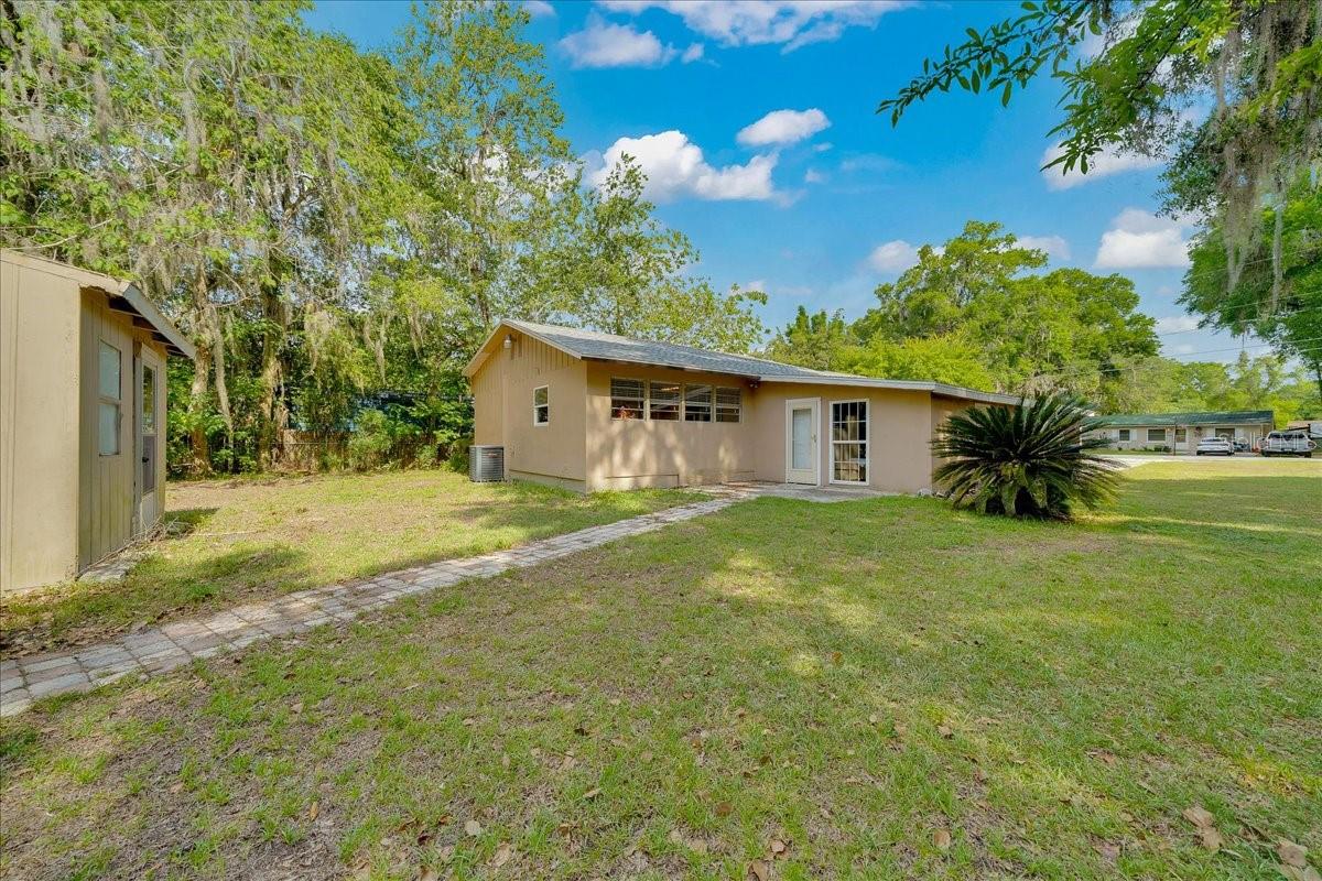 Image 26 of 64 For 1322 53rd Street