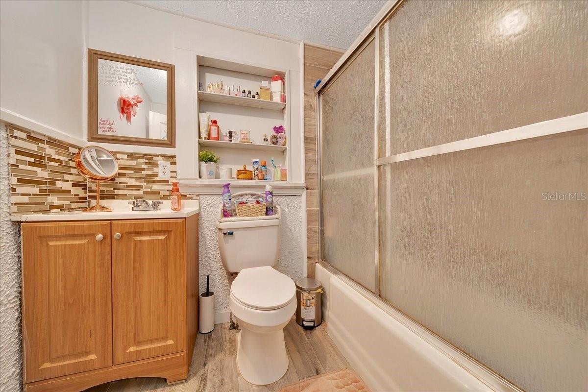 Image 36 of 64 For 1322 53rd Street