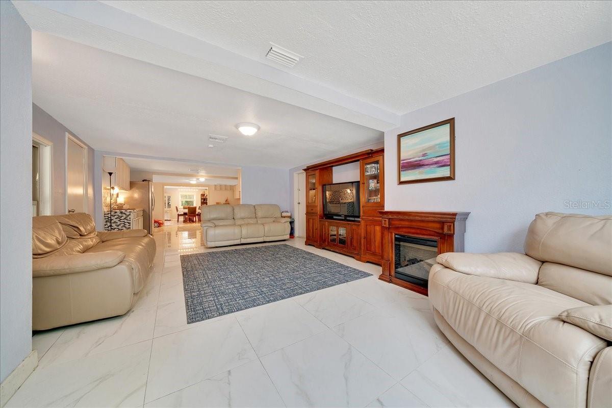 Image 41 of 64 For 1322 53rd Street