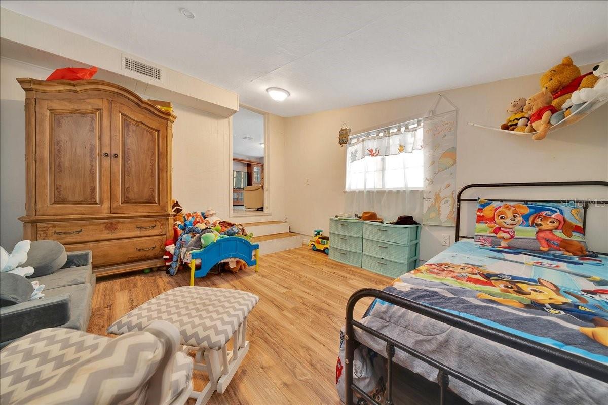 Image 48 of 64 For 1322 53rd Street