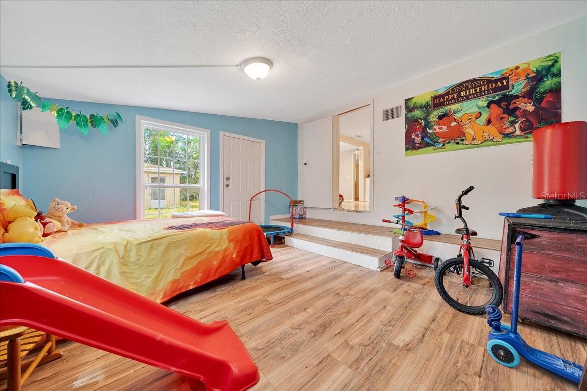 Image 57 of 64 For 1322 53rd Street