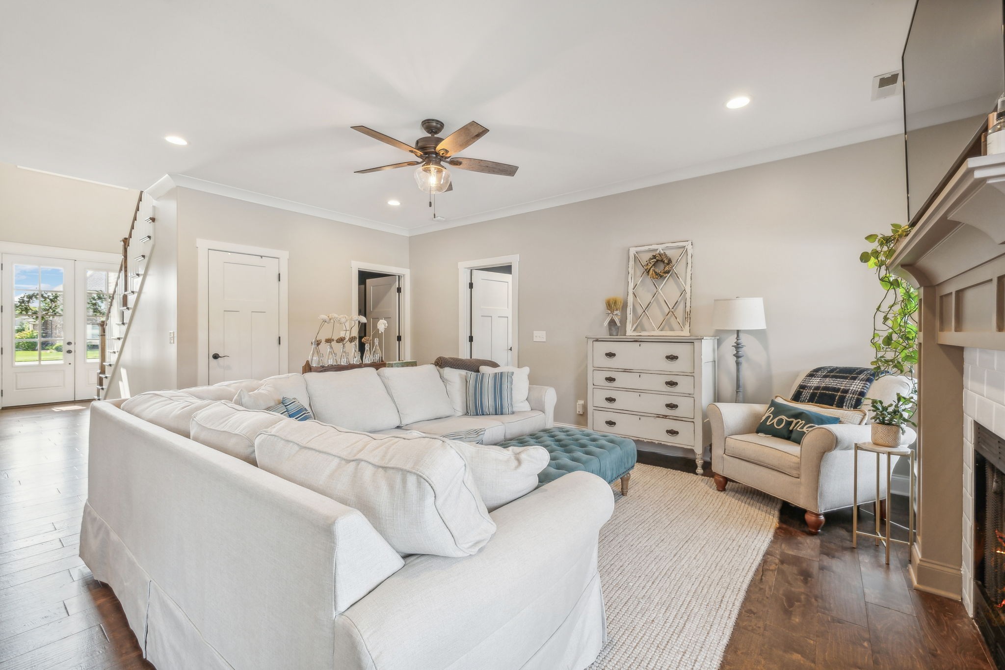 Image 11 of 37 For 2705 147 Terrace