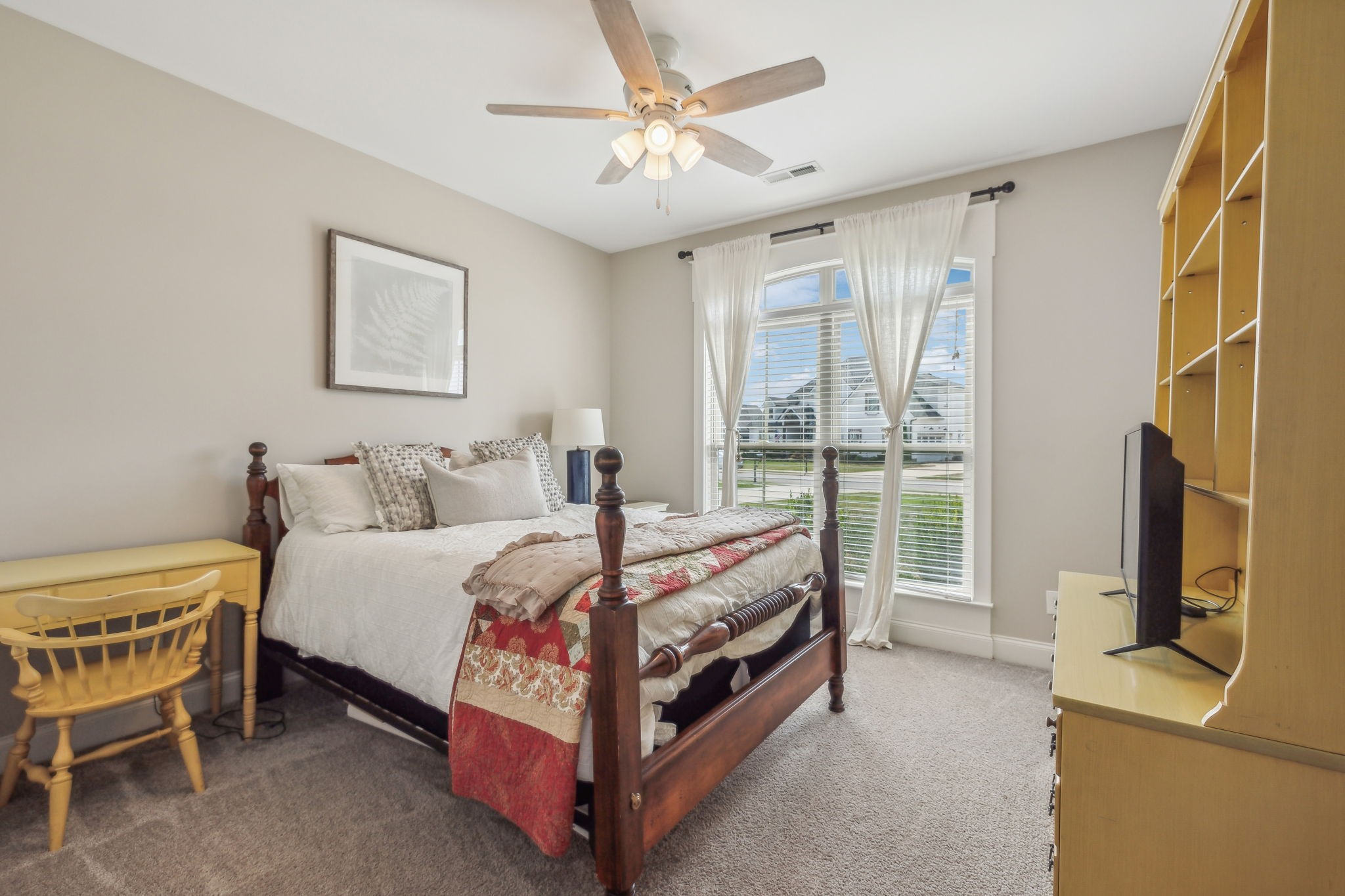 Image 18 of 37 For 2705 147 Terrace
