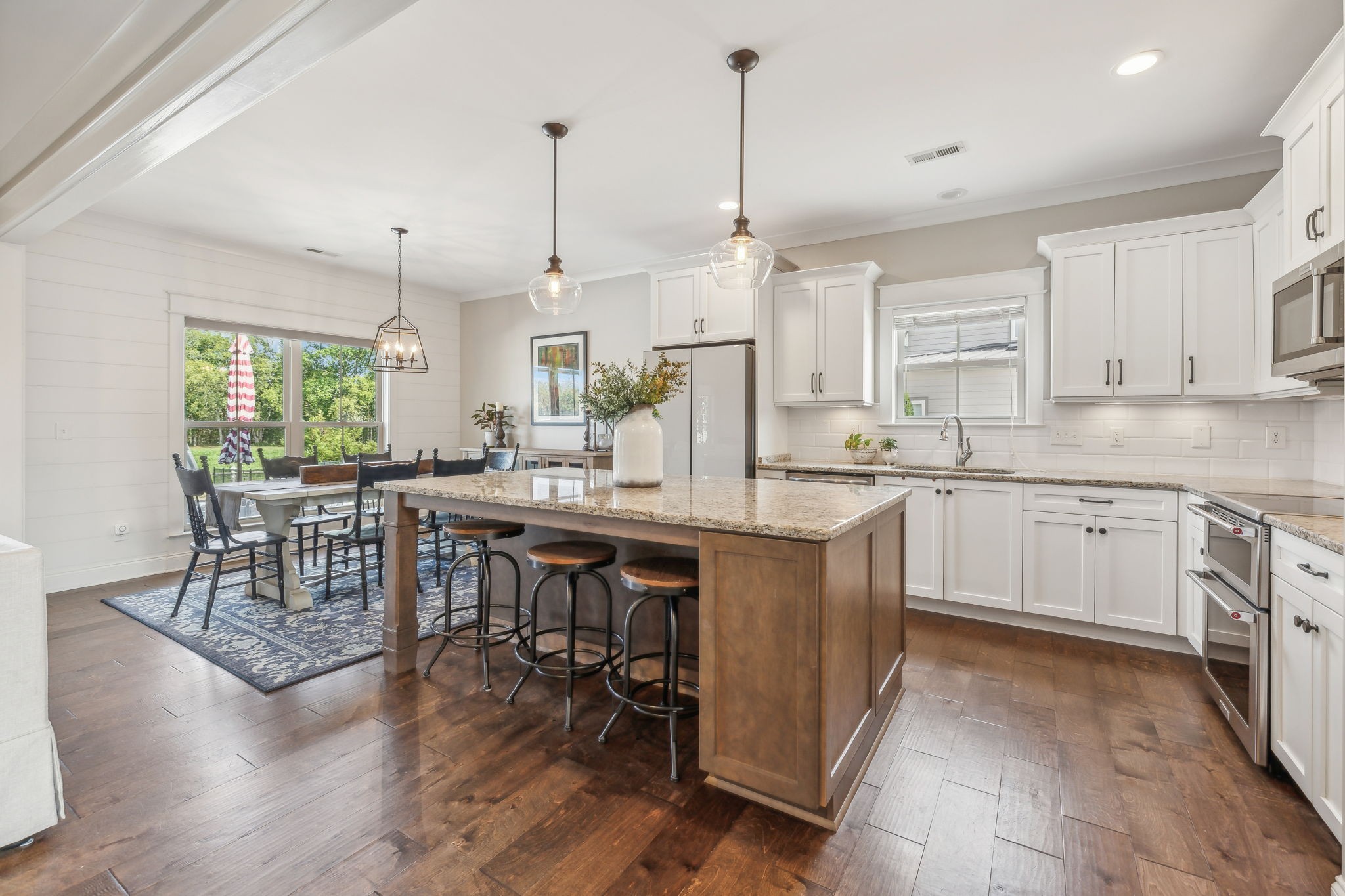 Image 4 of 37 For 2705 147 Terrace