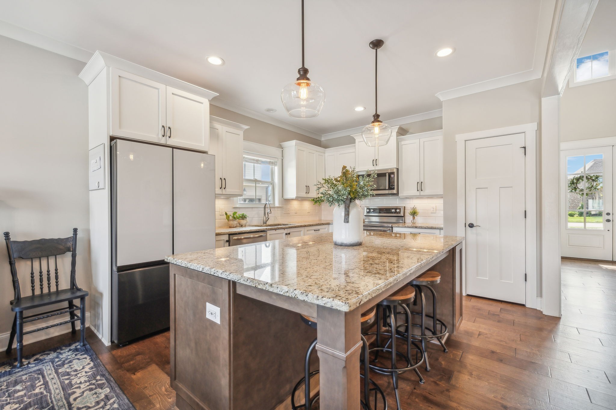 Image 6 of 37 For 2705 147 Terrace