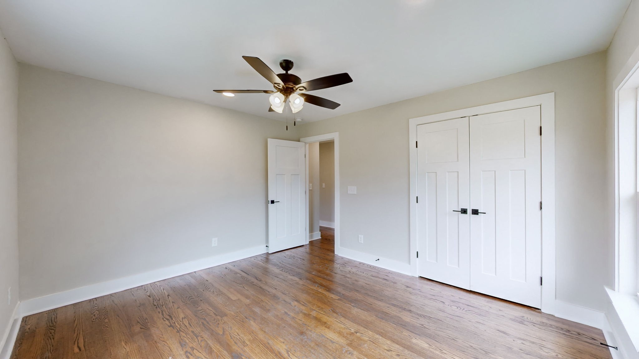 Image 22 of 53 For 4015 22nd Street