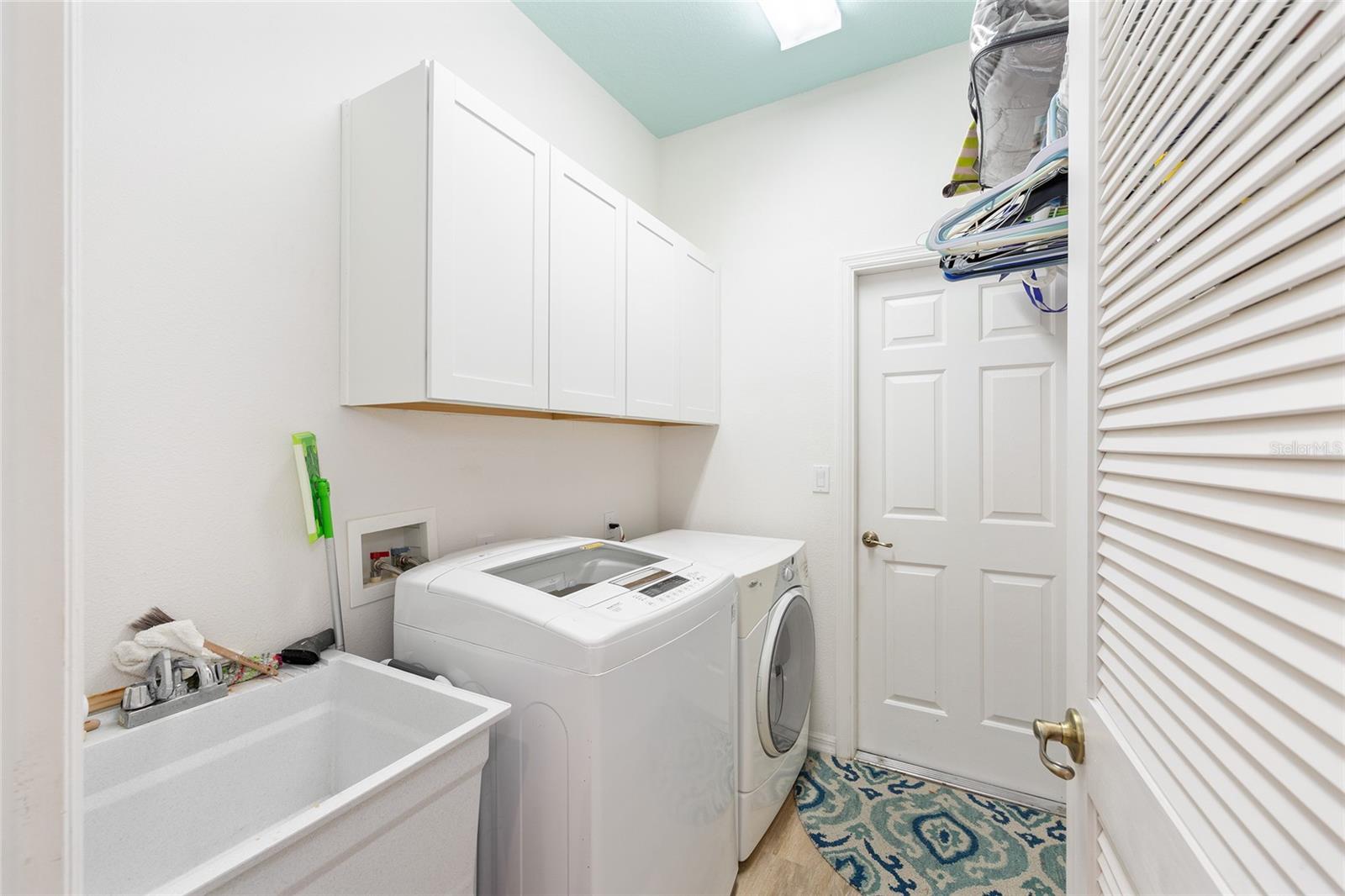 Image 31 of 40 For 8303 82nd Circle