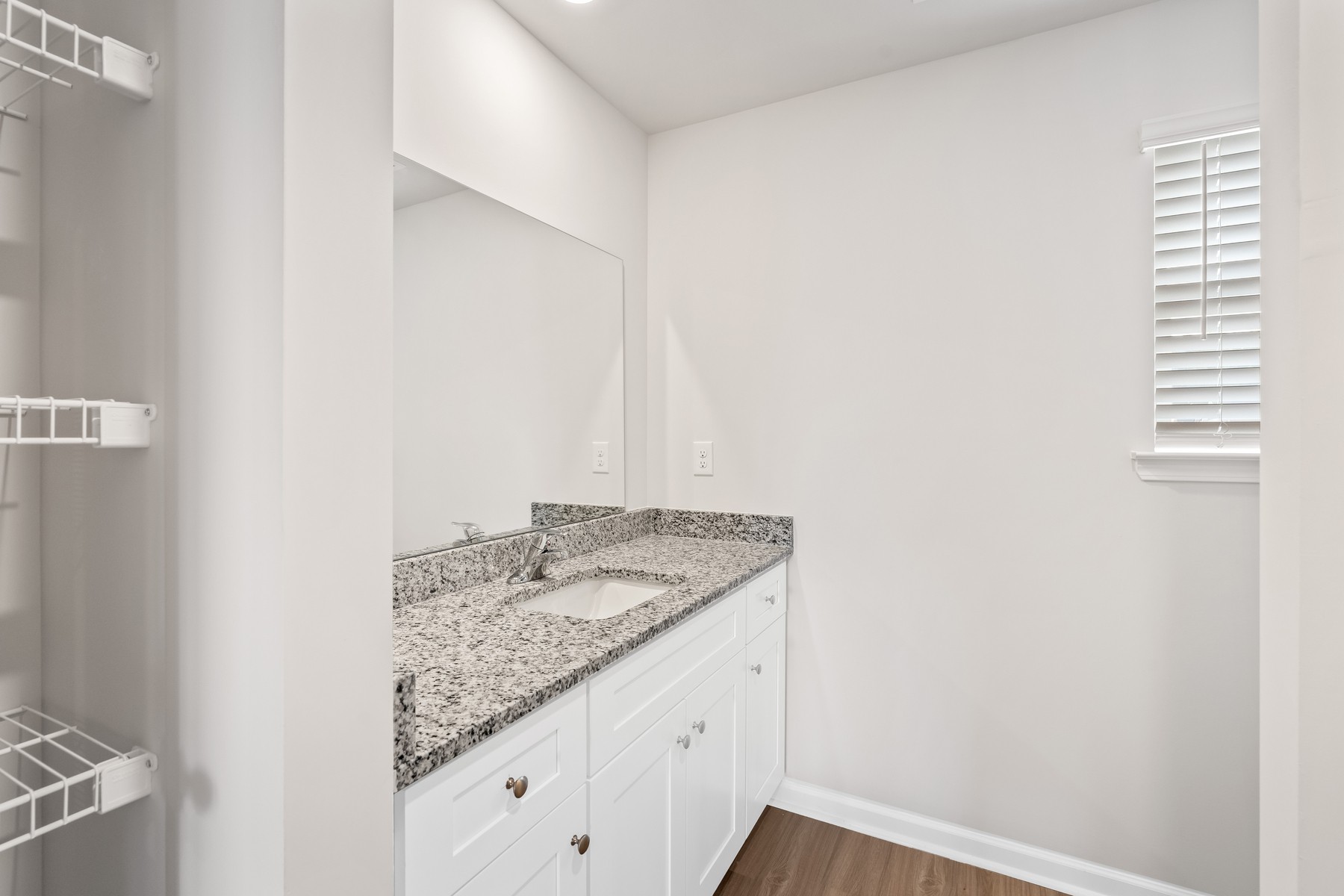 Image 9 of 59 For 825 Hollywood Circle