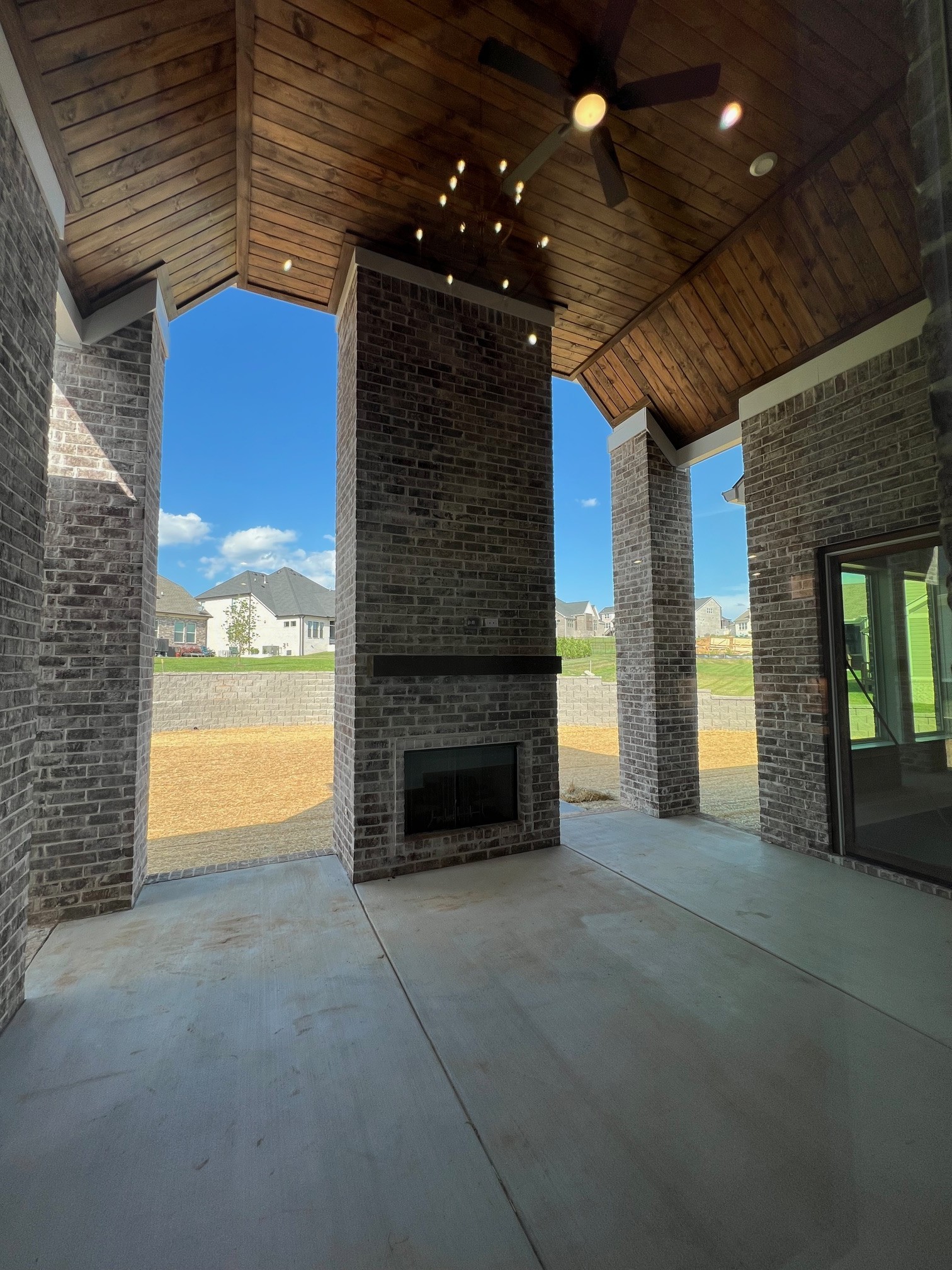 Listing photo id 12 for 8515 Gospel Island Road